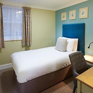Classic Single Room